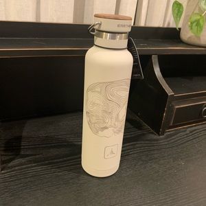 TAD Triple Aught Design Earthwell topo skull 22oz insulated  thermos